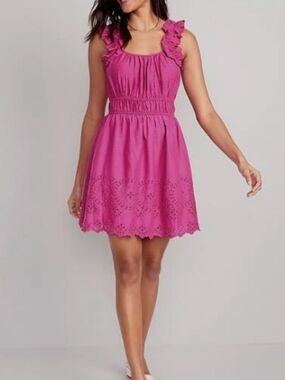 Old Navy Women's Ruffled Strap Eyelet Hem Summer Dress - Fuchsia Pink Small